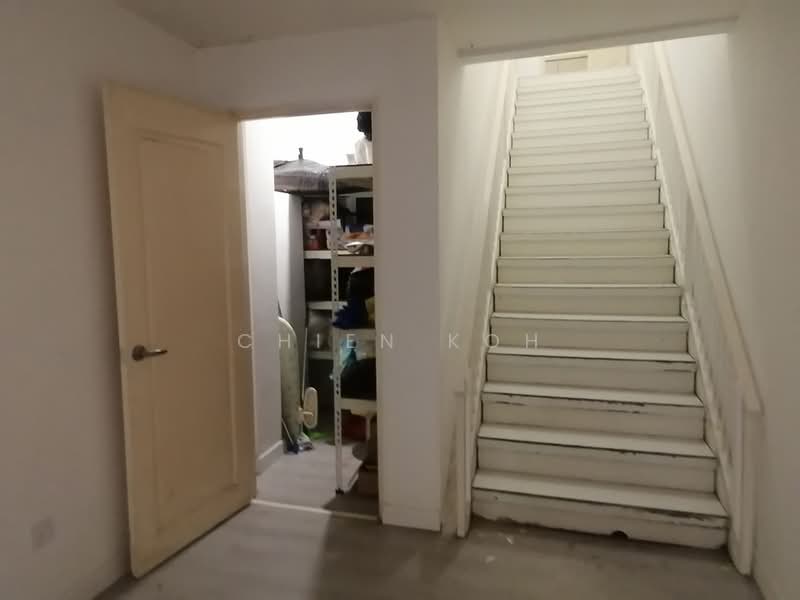 Townhouse for Rent in Pantai Dalam (Pantai) - Chien Koh - Interior - PropertyGuru.com.my