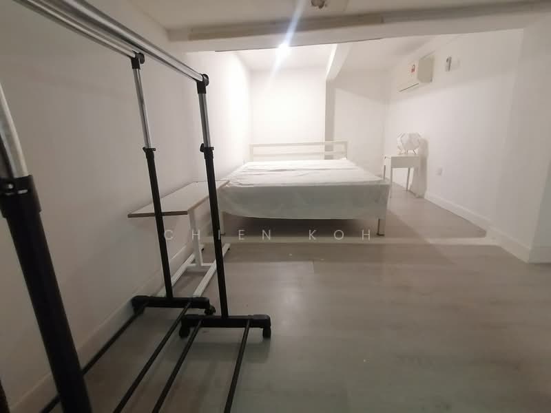 Townhouse for Rent in Pantai Dalam (Pantai) - Chien Koh - Bedroom - PropertyGuru.com.my