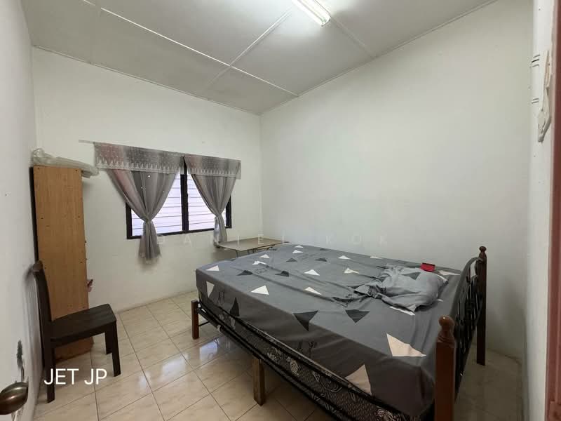 2-storey Terraced House for Sale in Taman Sentosa (Klang) - Daniel Kok - Bedroom - PropertyGuru.com.my