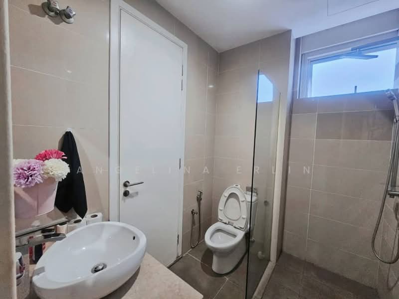 Pejabat untuk Disewa di KLCC (KL City Centre) - Angelina Erlin - Bathroom - PropertyGuru.com.my