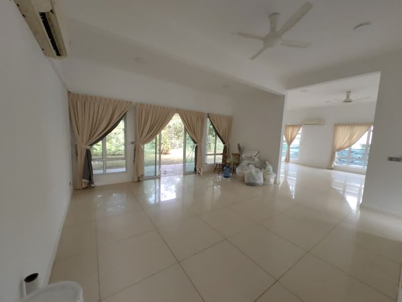 Rumah Banglo untuk Dijual di Iskandar Puteri (Nusajaya) (Johor) - Ann . - Living Room - PropertyGuru.com.my