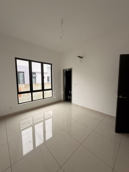 Cluster House for Sale in Taman Mount Austin (Tebrau) - Phang Elainne - PropertyGuru.com.my