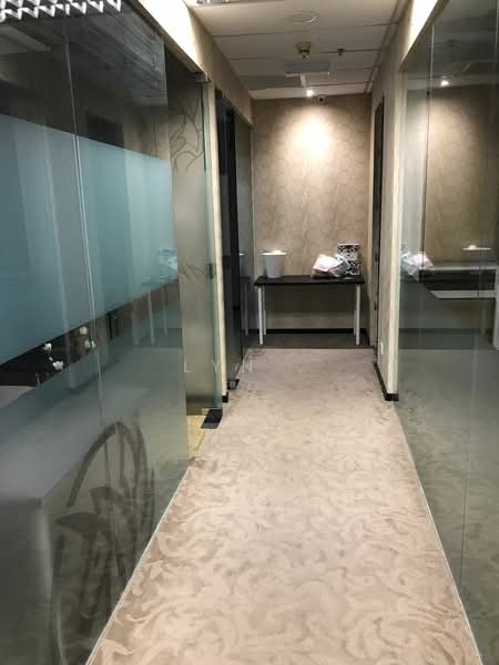 Office for Rent in KLCC (KL City Centre) - Lyn . - Corridor - PropertyGuru.com.my