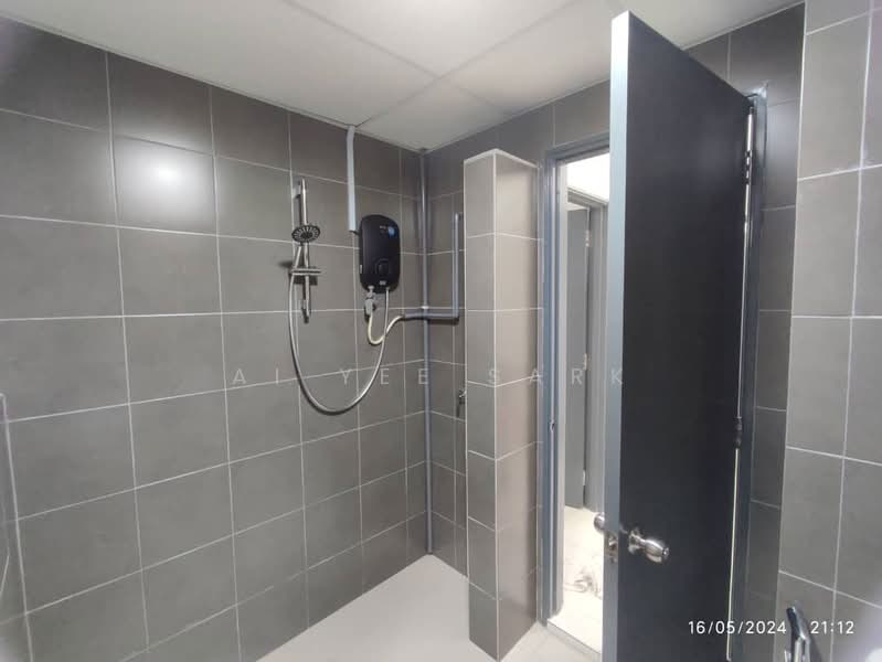 Kondominium untuk Disewa di Condominium Akasia Bukit Jalil - Ai Yee Sark - Bathroom - PropertyGuru.com.my