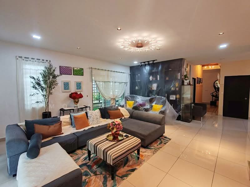 Semi-Detached House for Sale in Taman Nusa Idaman (Iskandar Puteri (Nusajaya)) - Mohamad Rahfi - Living Room - PropertyGuru.com.my