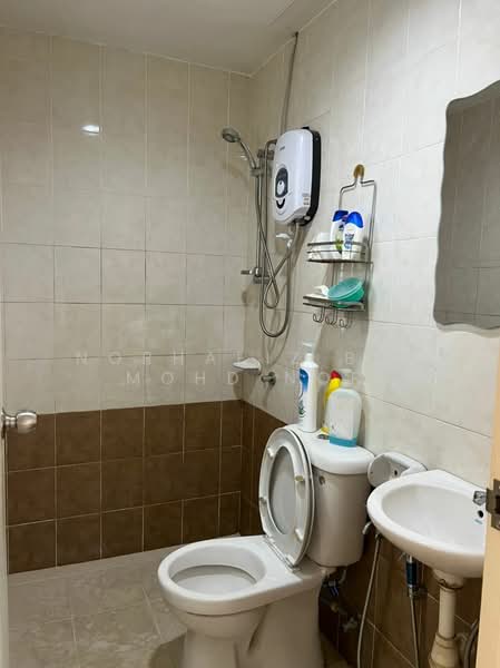 Kondominium untuk Dijual di Prima U1 - Norhafiz Bin Mohd Nor - Bathroom - PropertyGuru.com.my
