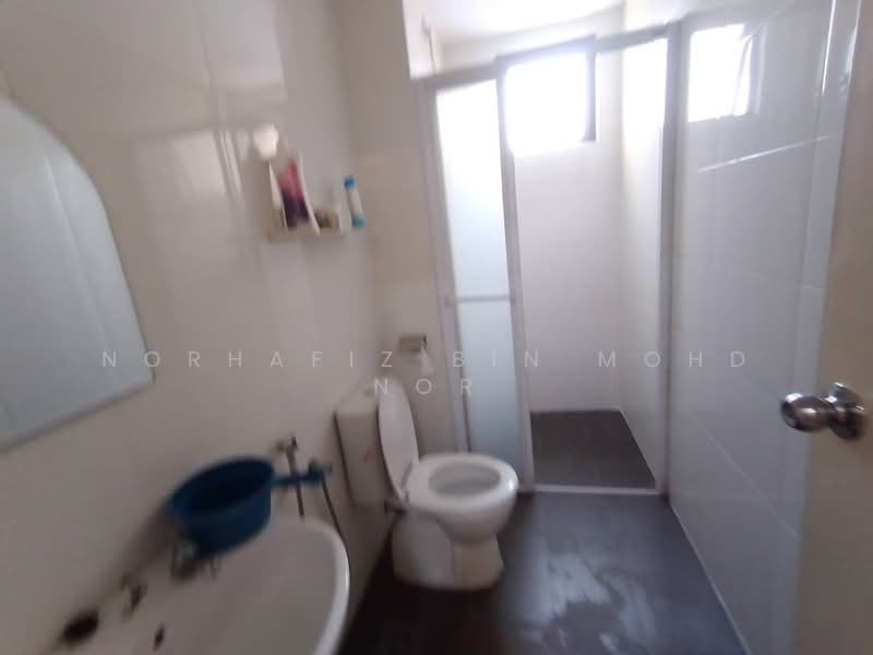 Kondominium untuk Dijual di Prima U1 - Norhafiz Bin Mohd Nor - Bathroom - PropertyGuru.com.my