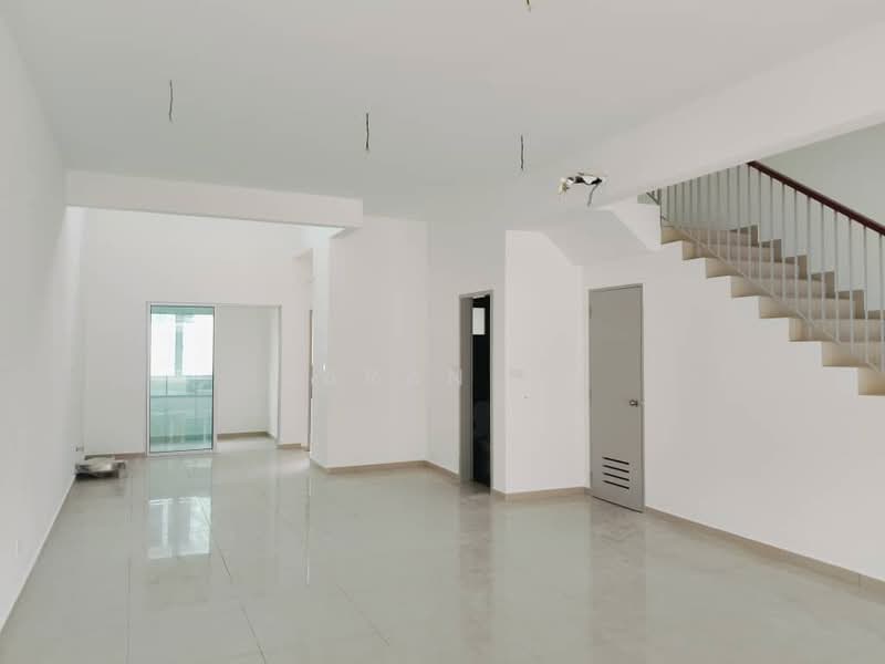 2-storey Terraced House for Sale in Bandar Gamuda Gardens (Rawang) - Saran SK - Living Room - PropertyGuru.com.my