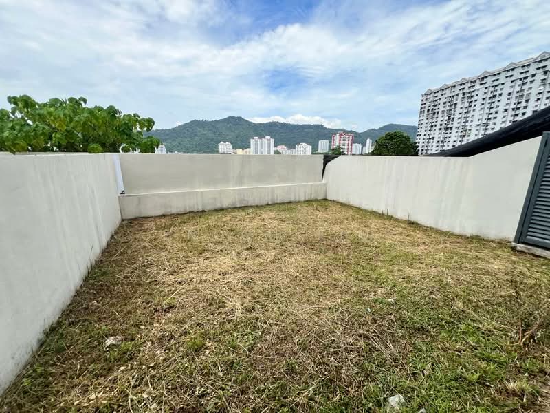 3-storey Terraced House for Sale in Batu Uban (Gelugor) - Enoch Tiu - Exterior - PropertyGuru.com.my