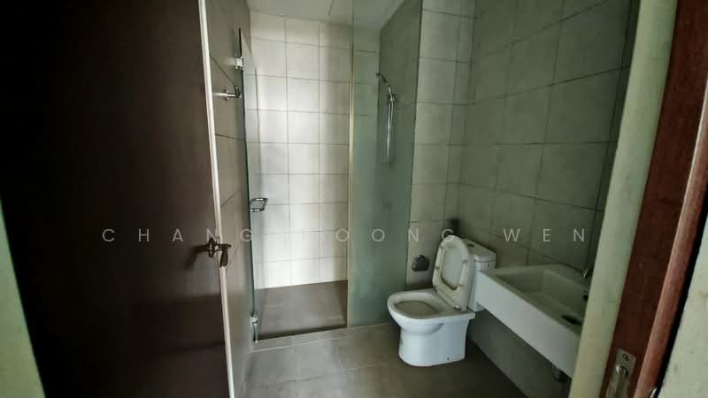 Service Residence for Sale at Setia SKY Residences - Chang Hoong Wen - Bathroom - PropertyGuru.com.my
