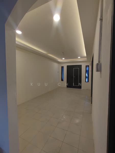 Rumah Teres 1 Tingkat untuk Dijual di Kampung Oren (Ulu Tiram) - Kuu Chin - Interior - PropertyGuru.com.my