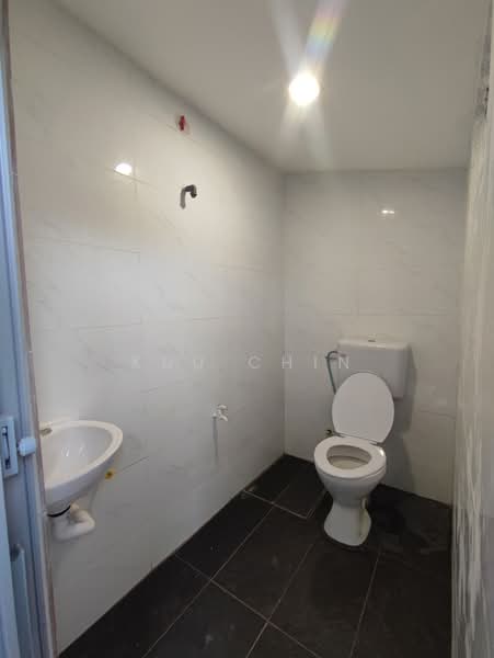 Rumah Teres 1 Tingkat untuk Dijual di Kampung Oren (Ulu Tiram) - Kuu Chin - PropertyGuru.com.my