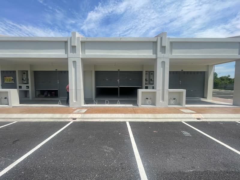 Shop / Office untuk Disewa di Semenyih (Selangor) - Amanda Lock - Exterior - PropertyGuru.com.my