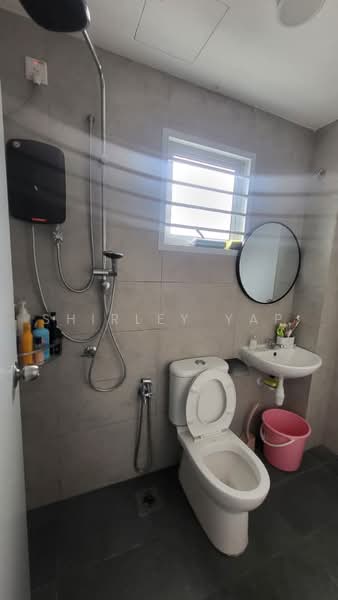 2-storey Terraced House for Sale in Bandar Indahpura (Kulai) - Shirley Yap - Bathroom - PropertyGuru.com.my