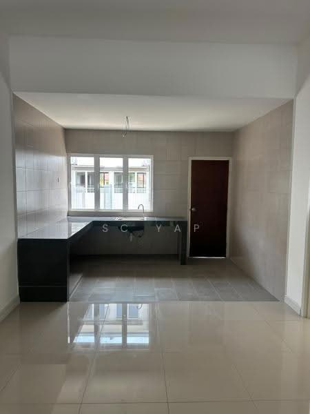 2-storey Terraced House for Sale in Ulu Yam (Selangor) - SC Yap - Kitchen - PropertyGuru.com.my