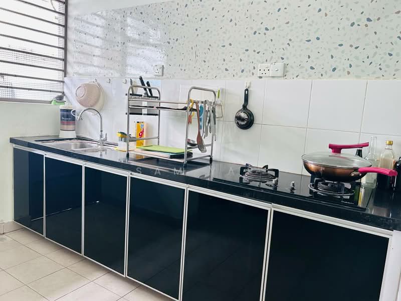 Rumah Teres 2-Tingkat untuk Disewa di Johor Bahru (Johor) - Sam Yap - Kitchen - PropertyGuru.com.my