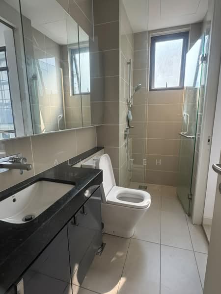 Service Residence for Rent at The Park 2 - Alvin Teh - Bathroom - PropertyGuru.com.my