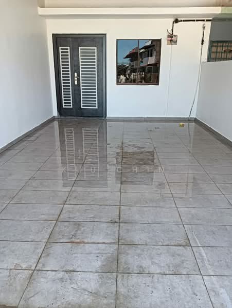 Rumah Teres 2 Tingkat untuk Dijual di Pekan Nenas (Johor) - Kuu Chin - Entrance - PropertyGuru.com.my