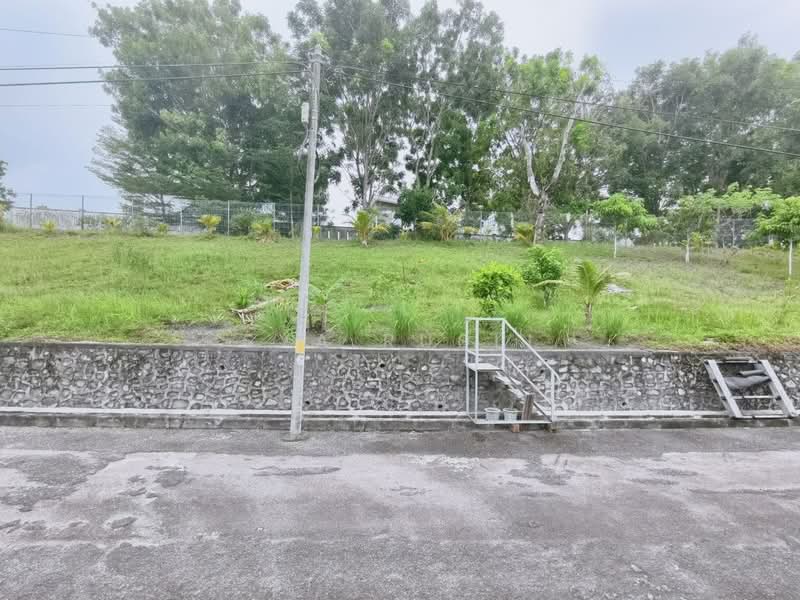 1-storey Terraced House for Sale in Taman Desaru Utama (Pengerang) - Sya Rusli - Exterior - PropertyGuru.com.my