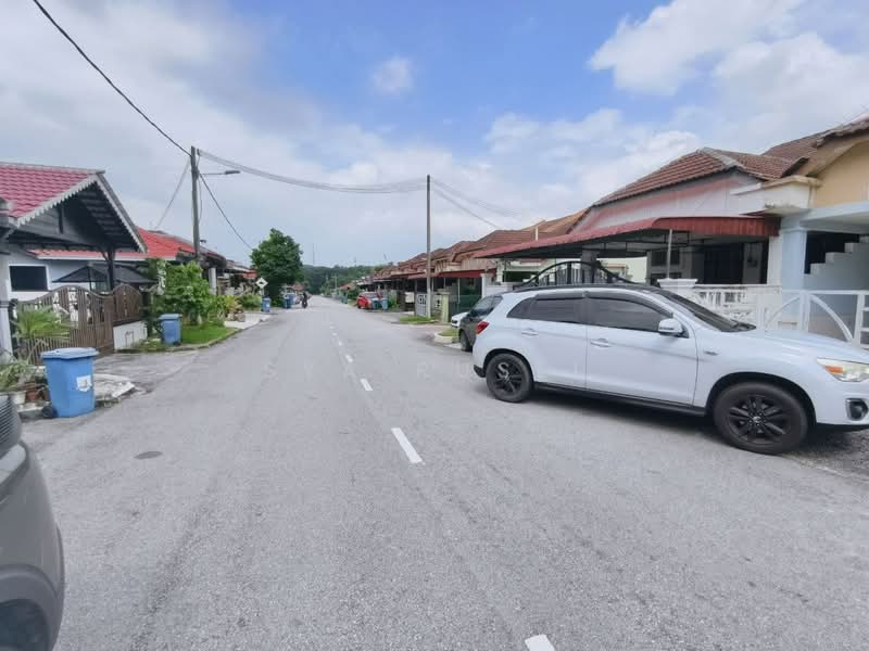 1-storey Terraced House for Sale in Taman Desaru Utama (Pengerang) - Sya Rusli - Exterior - PropertyGuru.com.my