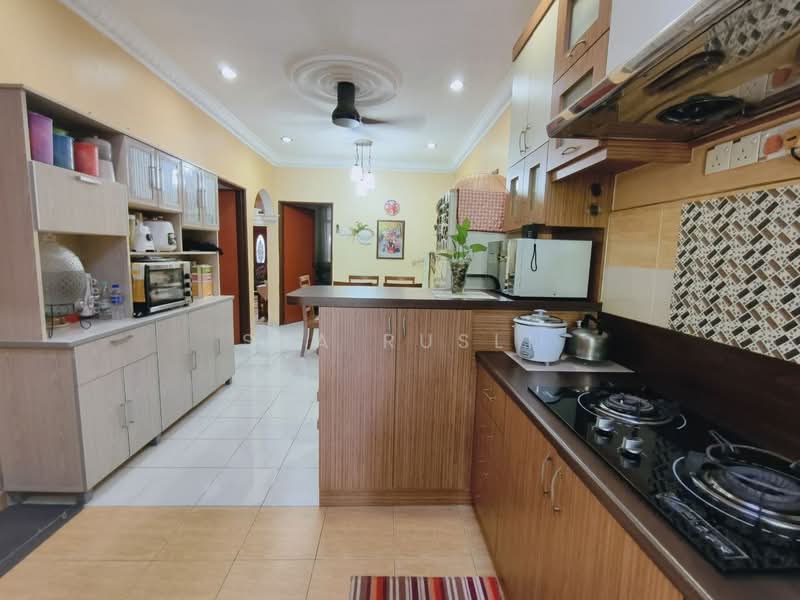 1-storey Terraced House for Sale in Taman Desaru Utama (Pengerang) - Sya Rusli - Kitchen - PropertyGuru.com.my