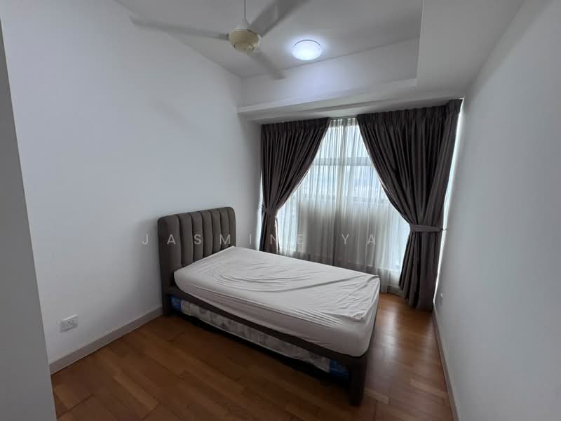 Kediaman Servis untuk Dijual di Suasana Bukit Ceylon / Raja Chulan Residences - Jasmine Yap - Bedroom - PropertyGuru.com.my