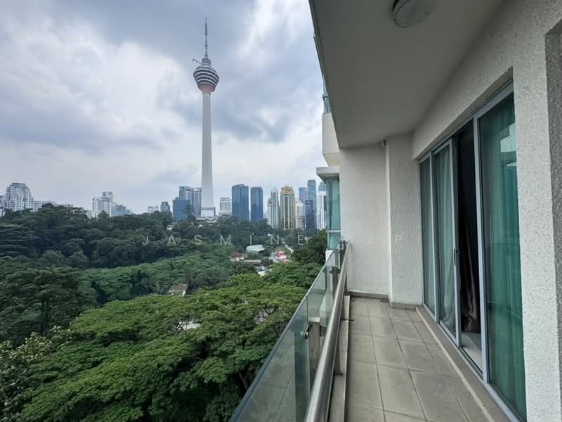 Kediaman Servis untuk Dijual di Suasana Bukit Ceylon / Raja Chulan Residences - Jasmine Yap - Balcony - PropertyGuru.com.my