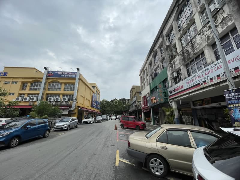 Shop for Rent in BANDAR PUCHONG JAYA (Puchong) - Kar Leong Lai - Exterior - PropertyGuru.com.my