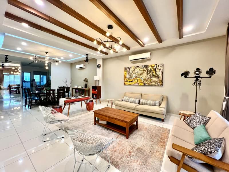 2-storey Terraced House for Sale in Shah Alam (Selangor) - Nur Alia Omar - Living Room - PropertyGuru.com.my