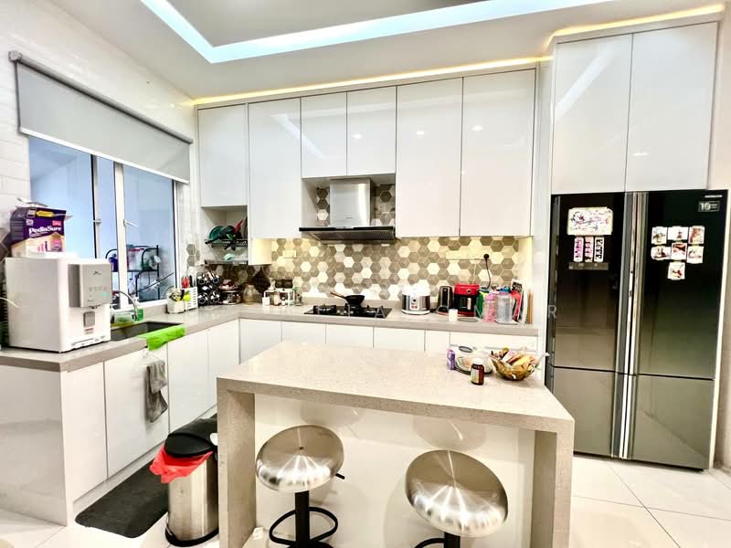 2-storey Terraced House for Sale in Shah Alam (Selangor) - Nur Alia Omar - Kitchen - PropertyGuru.com.my