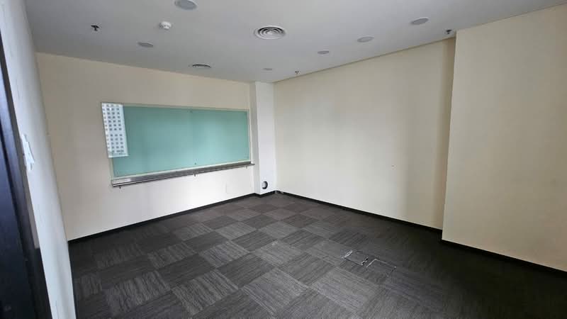 Office for Rent in KLCC (KL City Centre) - Lyn . - Interior - PropertyGuru.com.my
