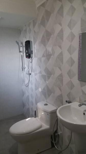 Kondominium untuk Dijual di Selat Horizon Condominium - Woon . - Bathroom - PropertyGuru.com.my