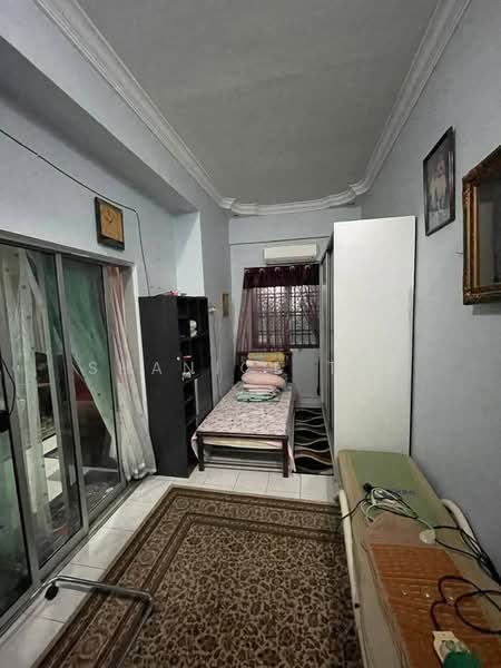 Rumah Teres 2 Tingkat untuk Dijual di Taman Impian Emas (Skudai) - Shanice Tan - Bedroom - PropertyGuru.com.my