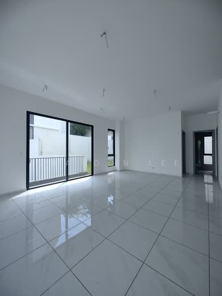 Semi-Detached House for Sale in Bandar Sungai Long (Selangor) - Brandon Lee - PropertyGuru.com.my