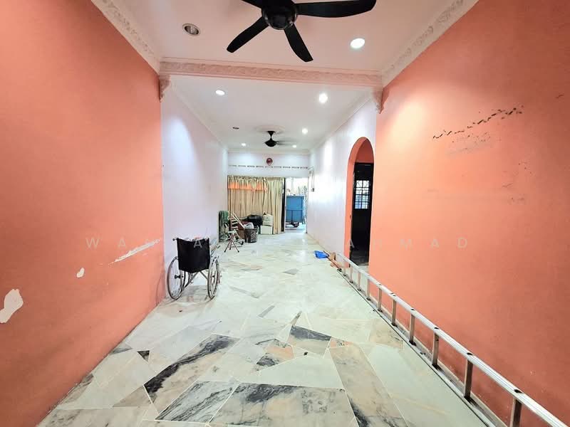 Rumah Teres 1 Tingkat untuk Dijual di Taman Telok (Telok Panglima Garang) - Wan Azlan Ahmad - PropertyGuru.com.my