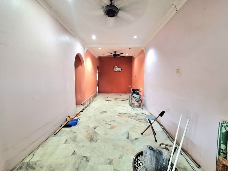 Rumah Teres 1 Tingkat untuk Dijual di Taman Telok (Telok Panglima Garang) - Wan Azlan Ahmad - PropertyGuru.com.my
