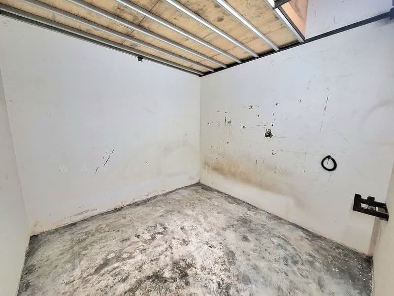 Rumah Teres 1 Tingkat untuk Dijual di Taman Telok (Telok Panglima Garang) - Wan Azlan Ahmad - PropertyGuru.com.my