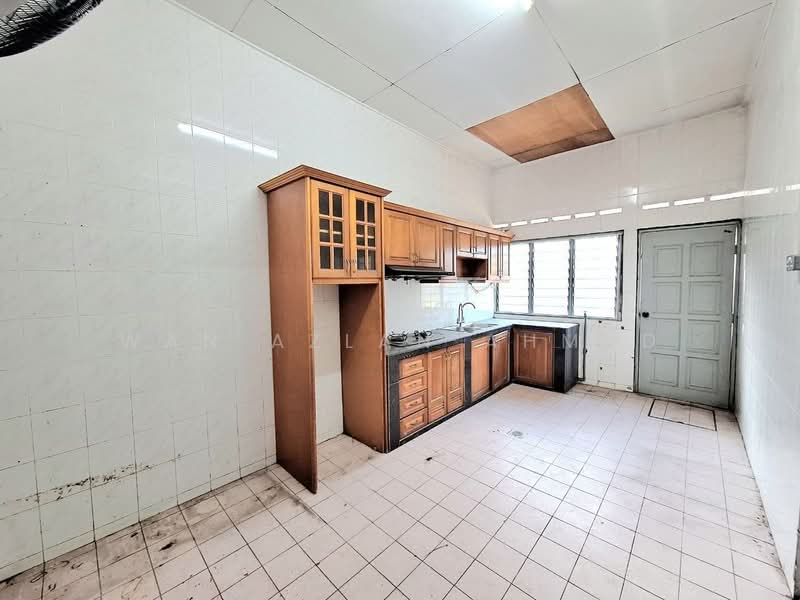 Rumah Teres 1 Tingkat untuk Dijual di Taman Telok (Telok Panglima Garang) - Wan Azlan Ahmad - PropertyGuru.com.my