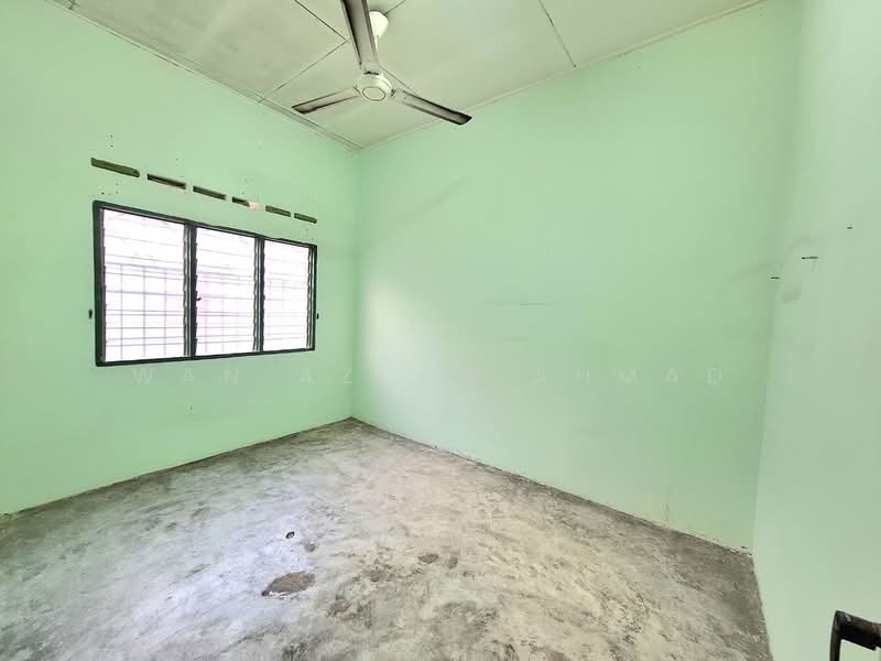 Rumah Teres 1 Tingkat untuk Dijual di Taman Telok (Telok Panglima Garang) - Wan Azlan Ahmad - PropertyGuru.com.my