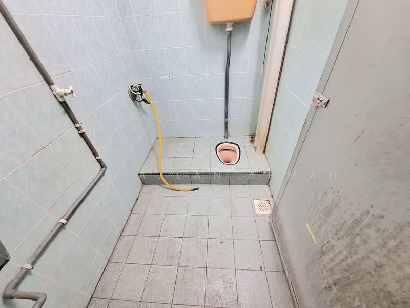Rumah Teres 1 Tingkat untuk Dijual di Taman Telok (Telok Panglima Garang) - Wan Azlan Ahmad - PropertyGuru.com.my