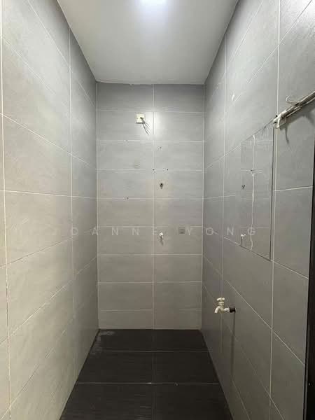 Rumah Teres 1 Tingkat untuk Dijual di Johor Bahru (Johor) - Joanne Yong - Bathroom - PropertyGuru.com.my