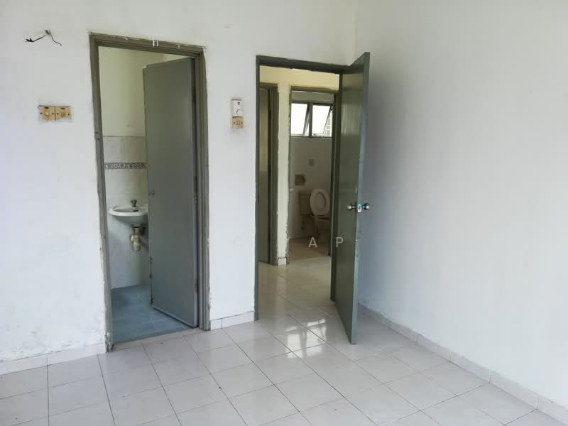 Apartment for Sale at Sutramas - SC Yap - Bathroom - PropertyGuru.com.my