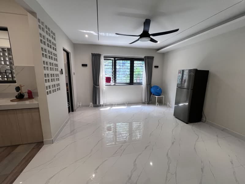 2-storey Terraced House for Sale in Seri Sungai Long (Kajang) - Shanny Tan - Living Room - PropertyGuru.com.my