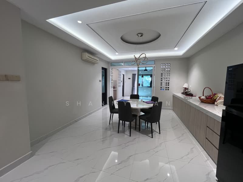 2-storey Terraced House for Sale in Seri Sungai Long (Kajang) - Shanny Tan - Dining Room - PropertyGuru.com.my