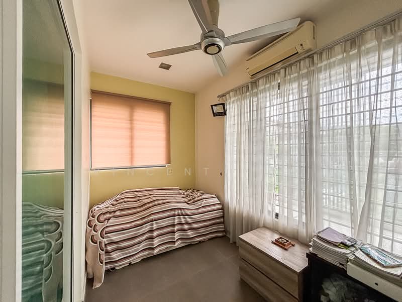 Rumah Teres 3 Tingkat untuk Dijual di Seksyen 11 (Kota Damansara) - Vincent Liaw - Bedroom - PropertyGuru.com.my