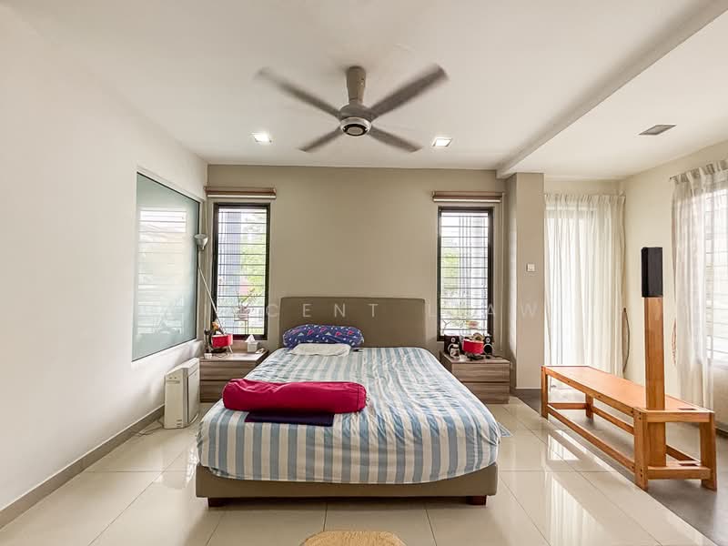 Rumah Teres 3 Tingkat untuk Dijual di Seksyen 11 (Kota Damansara) - Vincent Liaw - Bedroom - PropertyGuru.com.my