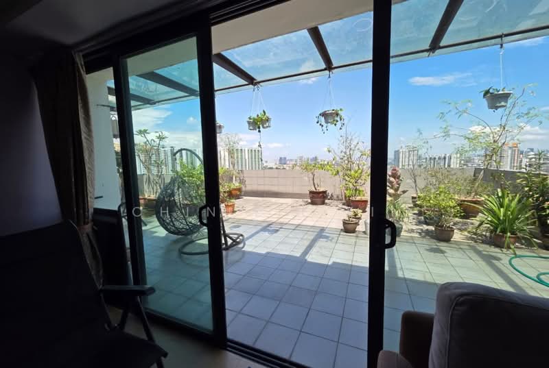Kondominium untuk Dijual di Greenpark - Chin Yee Xin - Balcony - PropertyGuru.com.my