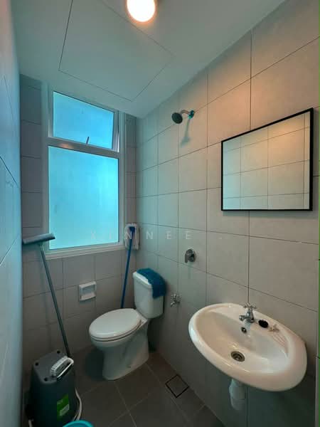 Condominium for Rent at Ferringhi Residence 2 - Xinnee . - Bathroom - PropertyGuru.com.my