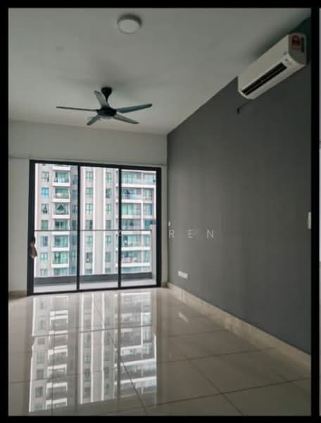 Servis Apartment untuk Disewa di Citizen @ Old Klang Road - Kai Ren - Living Room - PropertyGuru.com.my