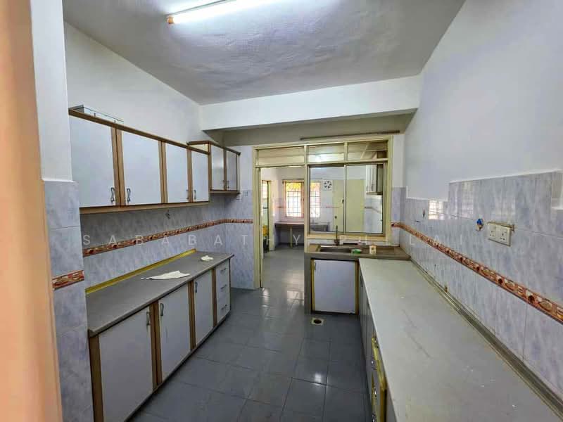 Rumah Teres 2 Tingkat untuk Dijual di Usj 9 (Subang Jaya) - Sababathy Pillai - Kitchen - PropertyGuru.com.my
